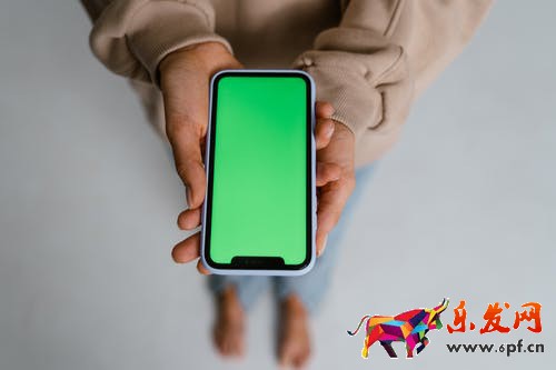 開淘寶店賣手機殼難嗎？賺錢嗎？